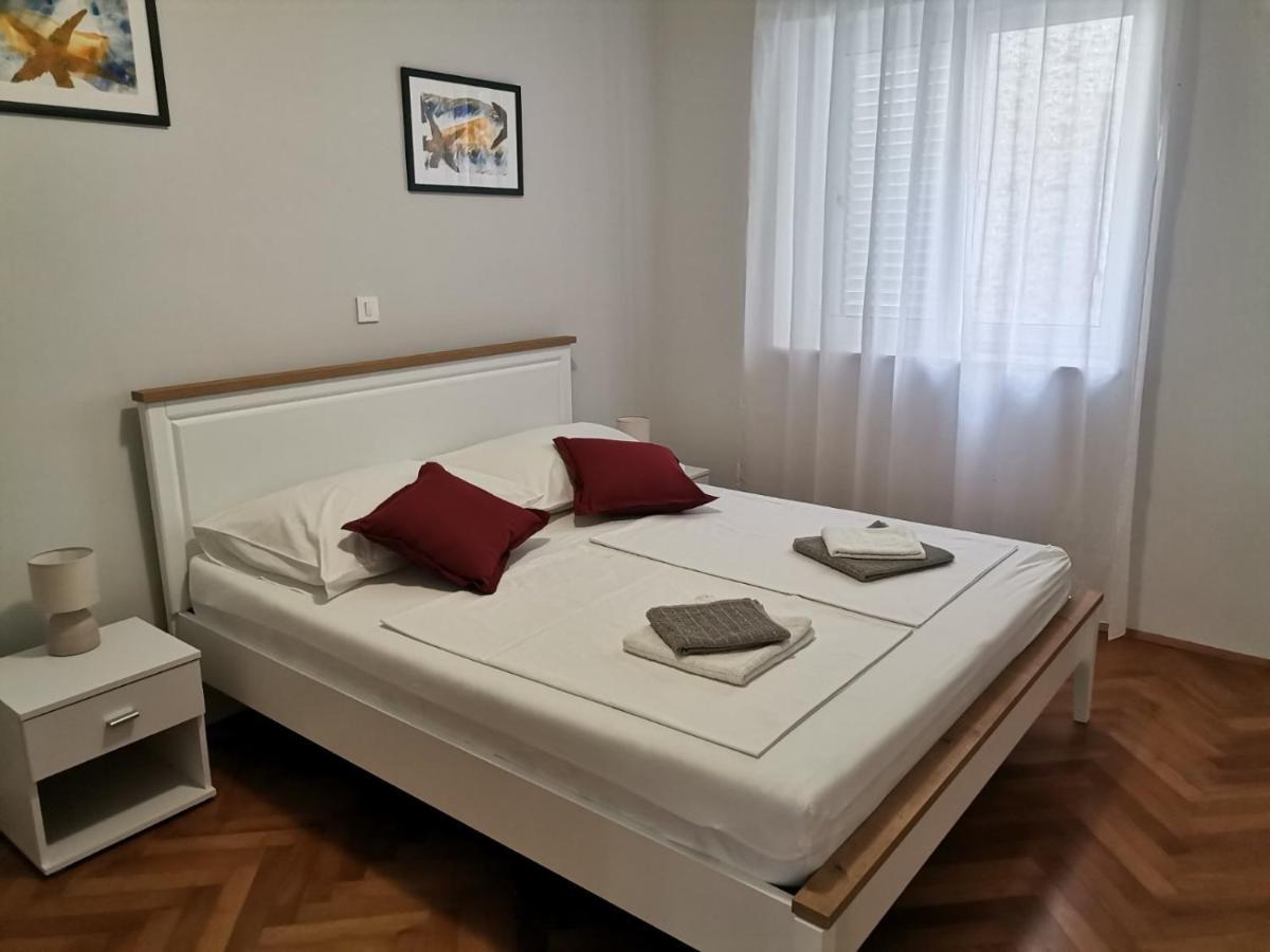 Apartament Apartman Mihaela Rab Town Zewnętrze zdjęcie