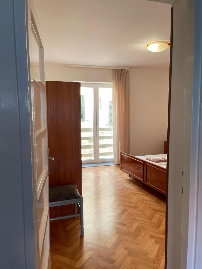 Apartament Apartman Mihaela Rab Town Zewnętrze zdjęcie